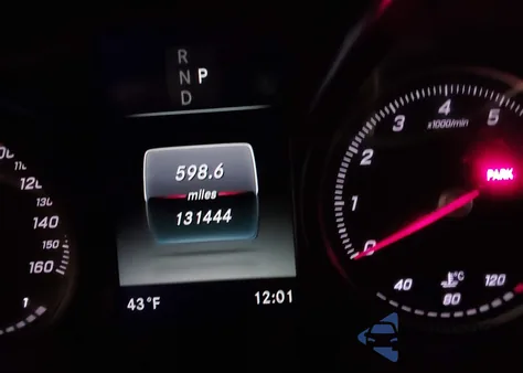 2017 Mercedes-Benz Glc 300 Coupe 4Matic z USA, uszkodzony, nr VIN WDC0J4KB4HF230615